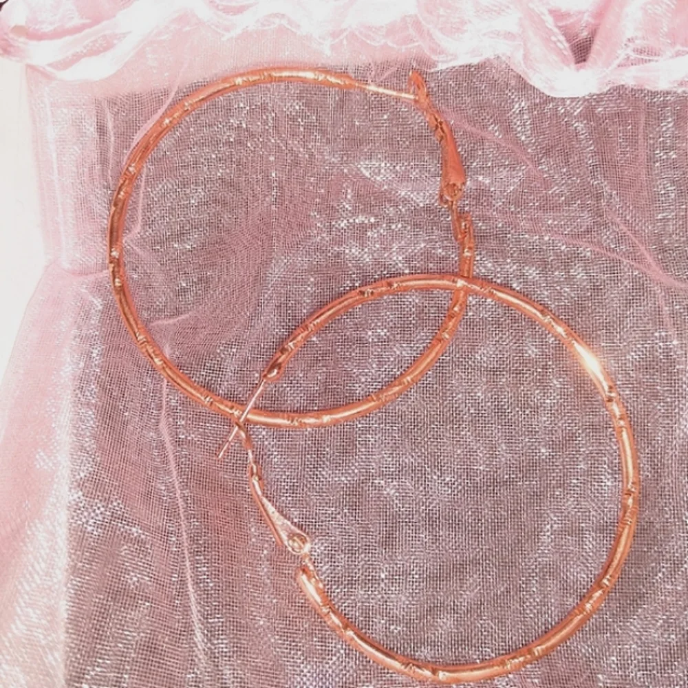 Rose Gold Bracelet +FREE Earrings